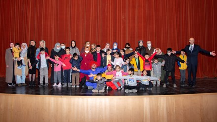 Selçuk Üniversitesinde özel öğrenciler için tiyatro oyunu düzenlendi