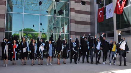 Selçuk Üniversitesinden 33 sanatçı mezun oldu